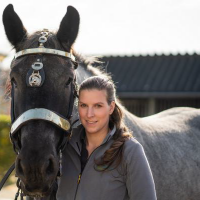 Loes Daverveld - Paraveterinair / Medewerker Lab