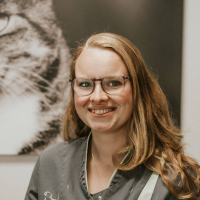 Laura van Grevenhof - Paraveterinair / baliemedewerkster