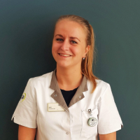 Britt - Paraveterinair