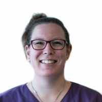 Kiki Sanders - Paraveterinair
