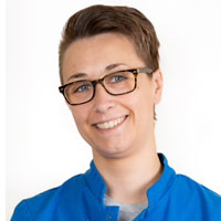 Roxanne Dolmans - Dierenarts Groesbeek & Oosterbeek