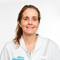 Dominique van Oort - Dierenarts Echografie en Echocardiografie