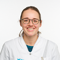 Raisa Englebert - Dierenarts Opname, Intensieve zorg & Oncologie